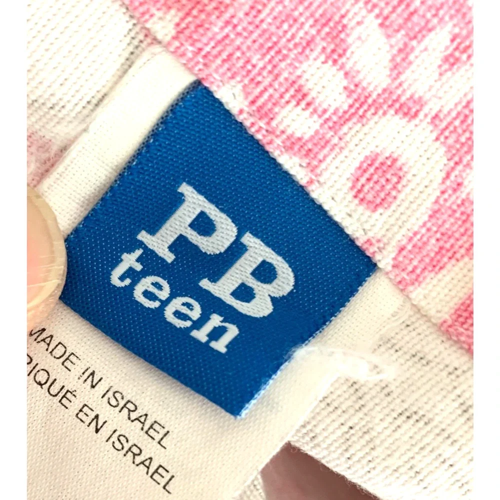 Lot 2 x Pottery Barn PB Teen Pink Medallion Standard Pillow Shams 100% Cotton